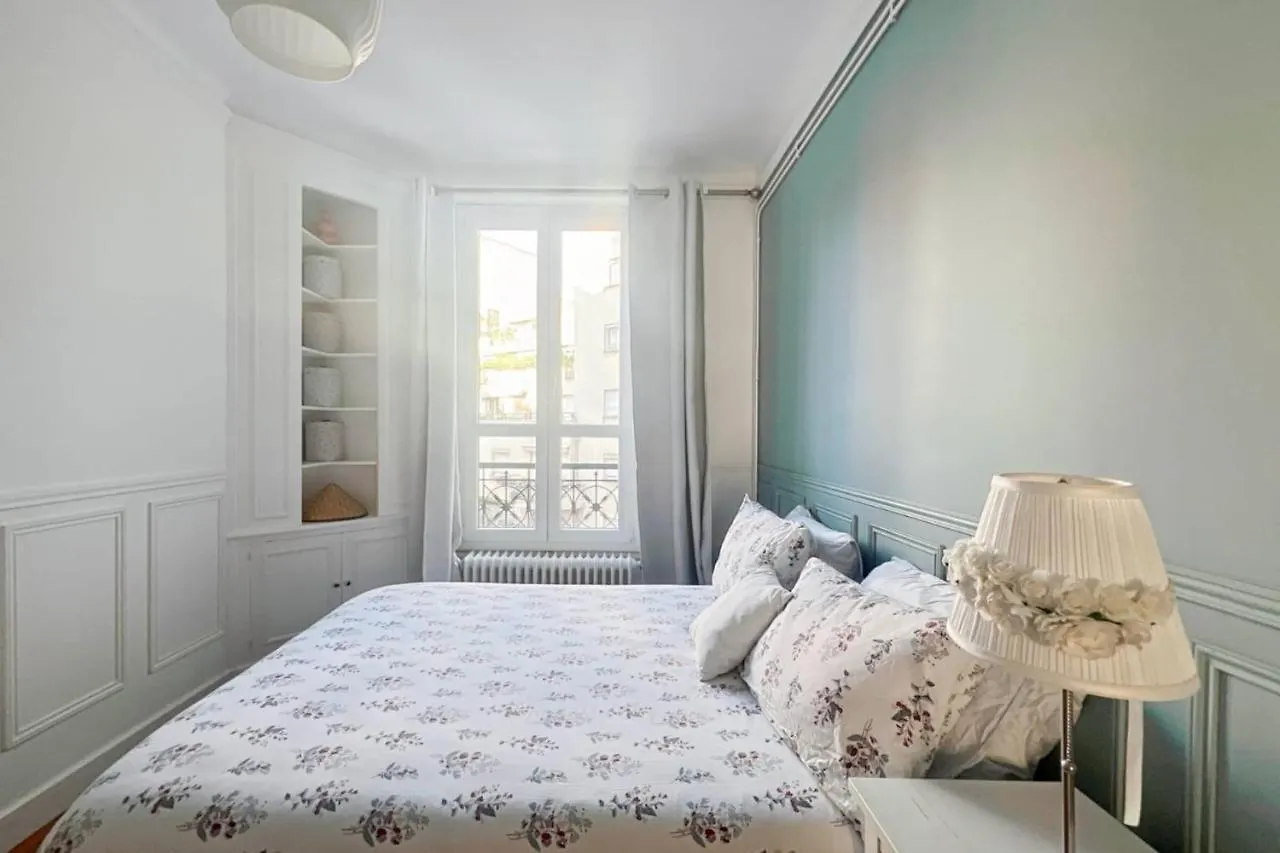 Renewed And Well-Decorated Apartment In Paris 12Th France